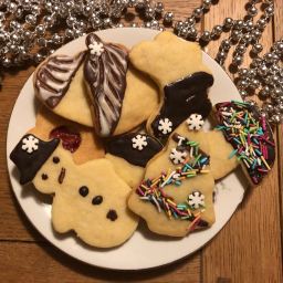 The best Linzer cookies